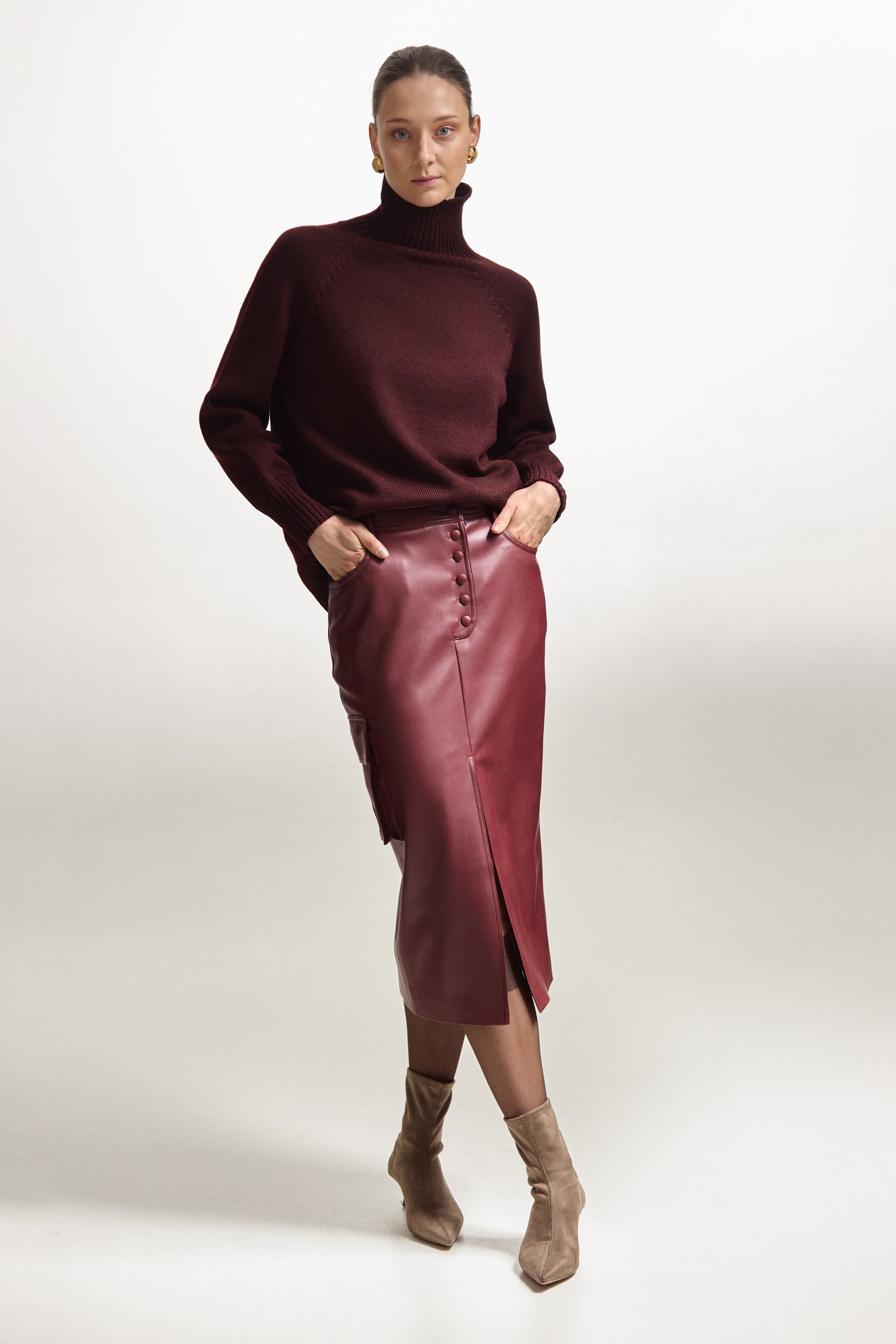 Бордова спідниця з еко-шкіри