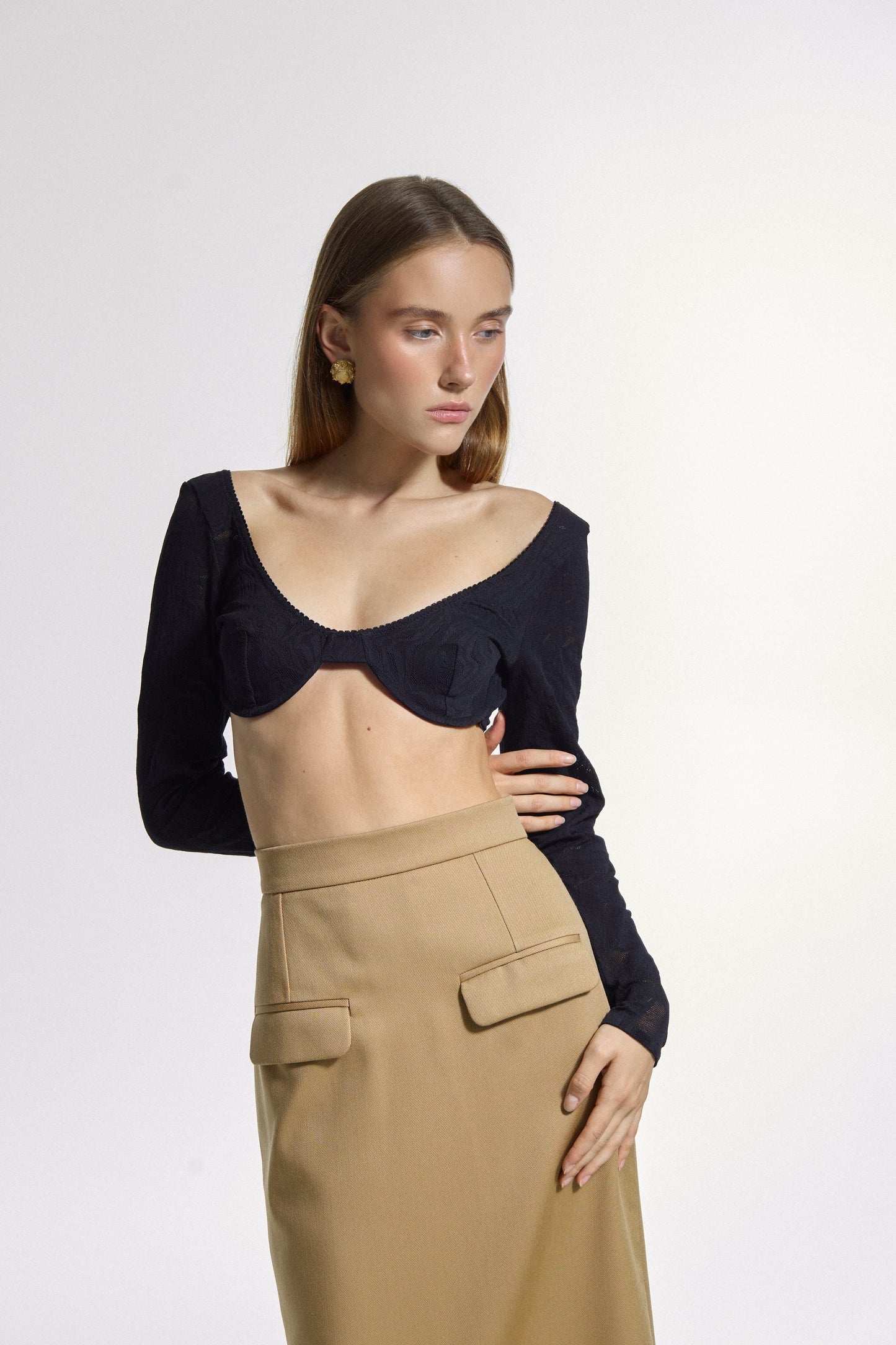 Cropped Long-sleeve Black Top