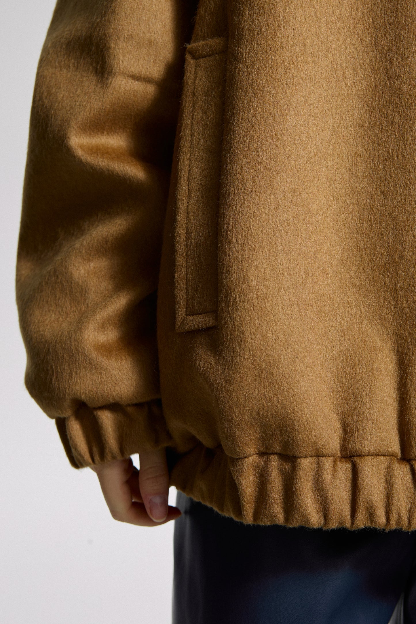 Бомбер гірчичний