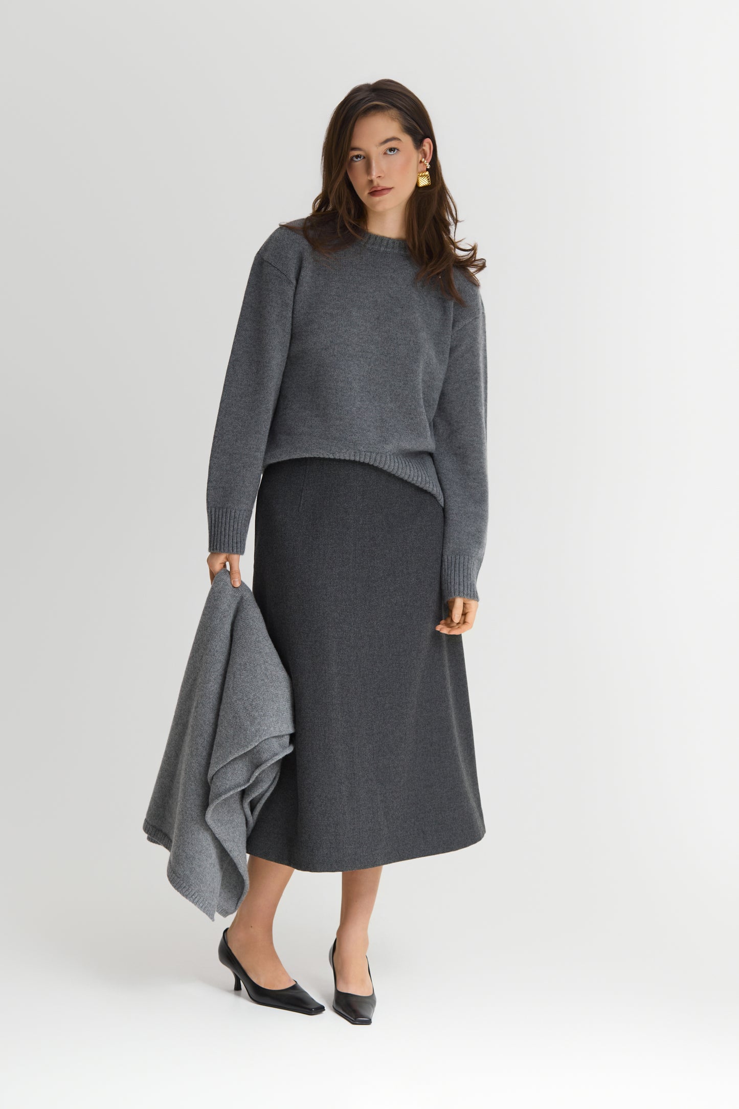 Светр сірий Jennifer