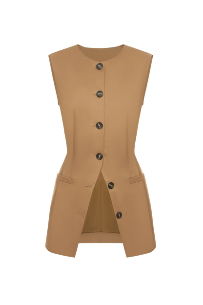 Жилет капучино приталений
