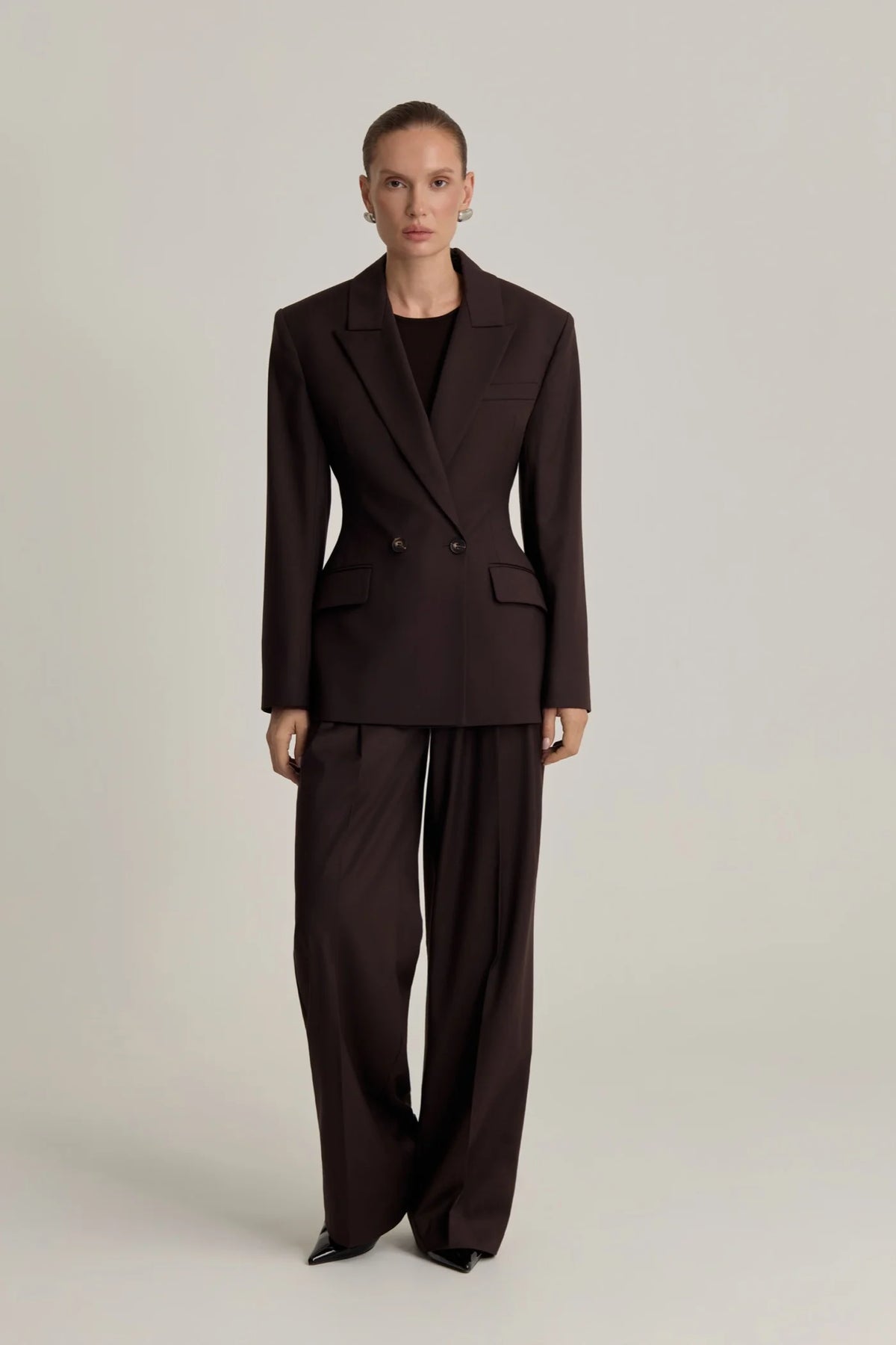 STELLA Fitted Jacket in Chocolate