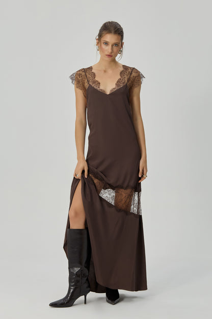 Dress Chocolate