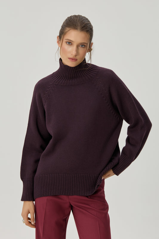 Prunelle sweater with a neck