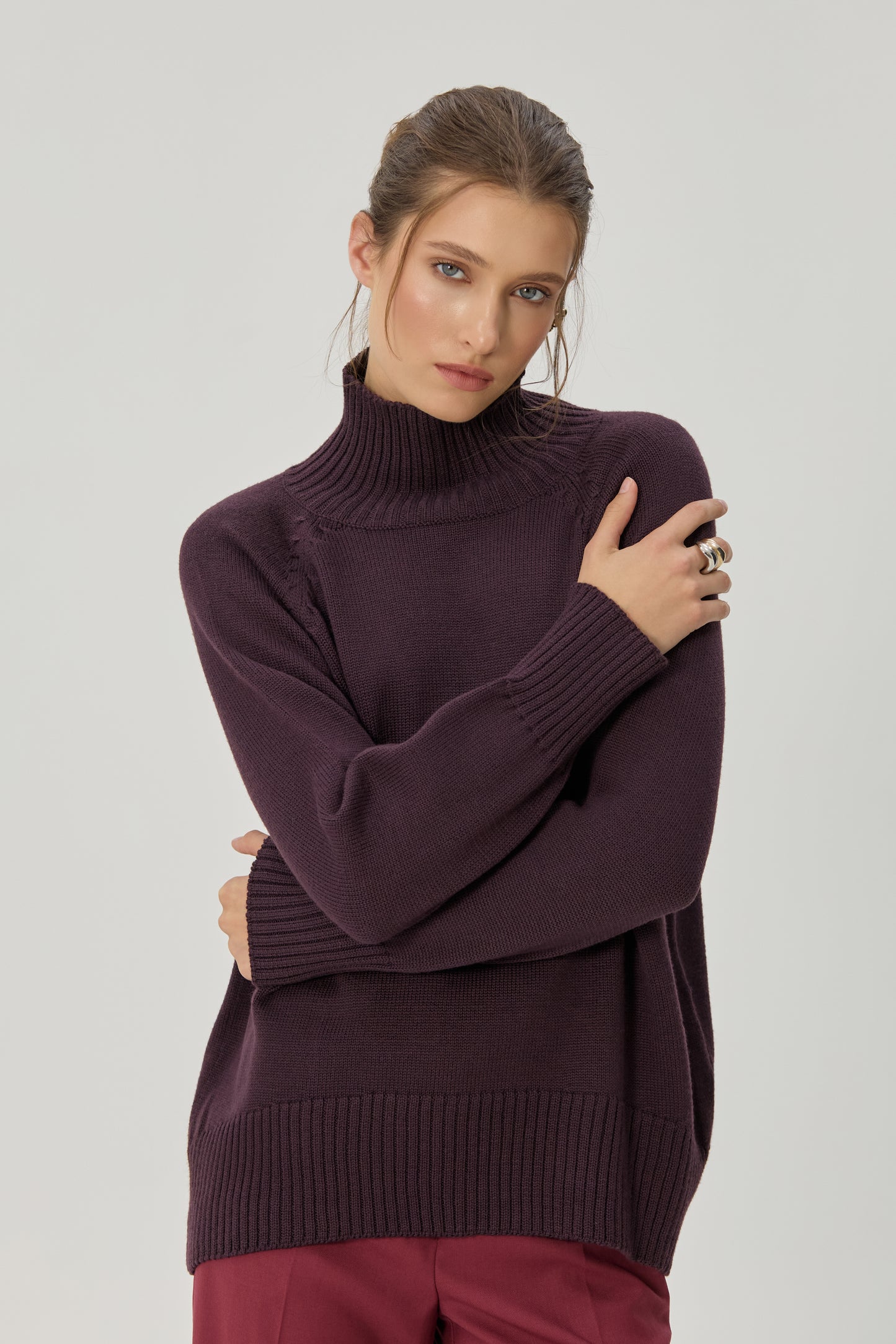 Prunelle sweater with a neck