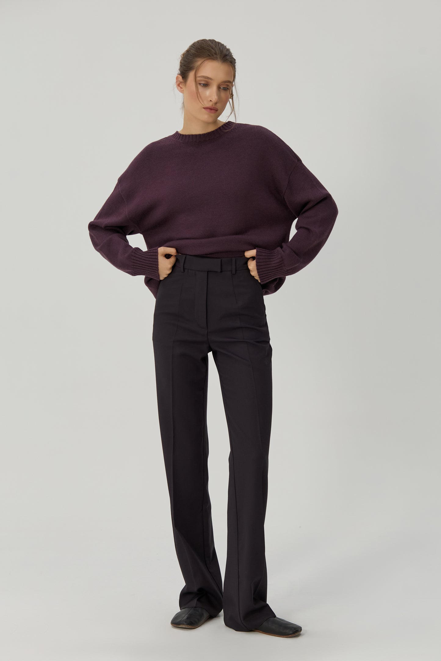 Prunelle sweater with a neck
