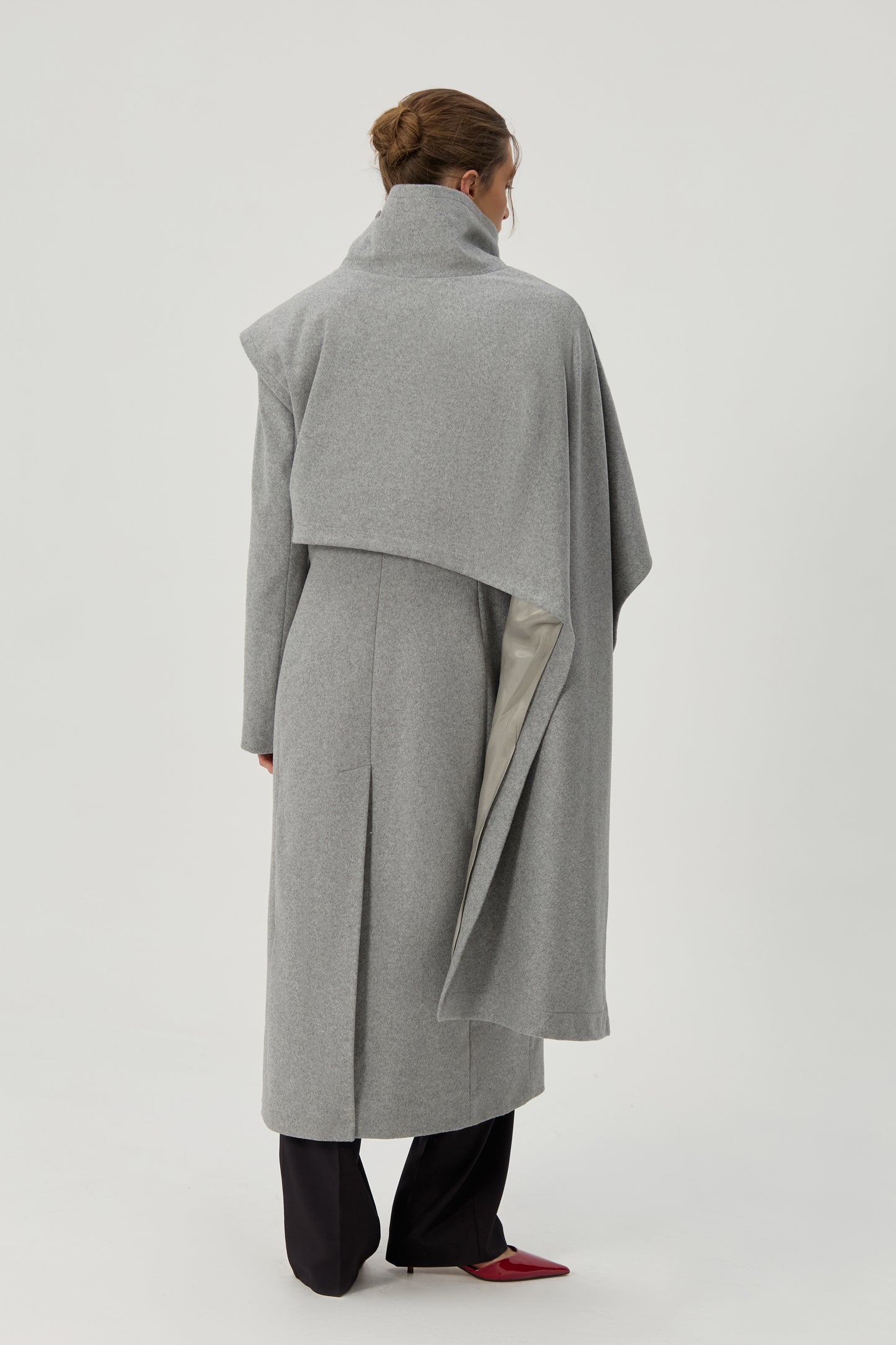 Louise grey fitted coat with cape