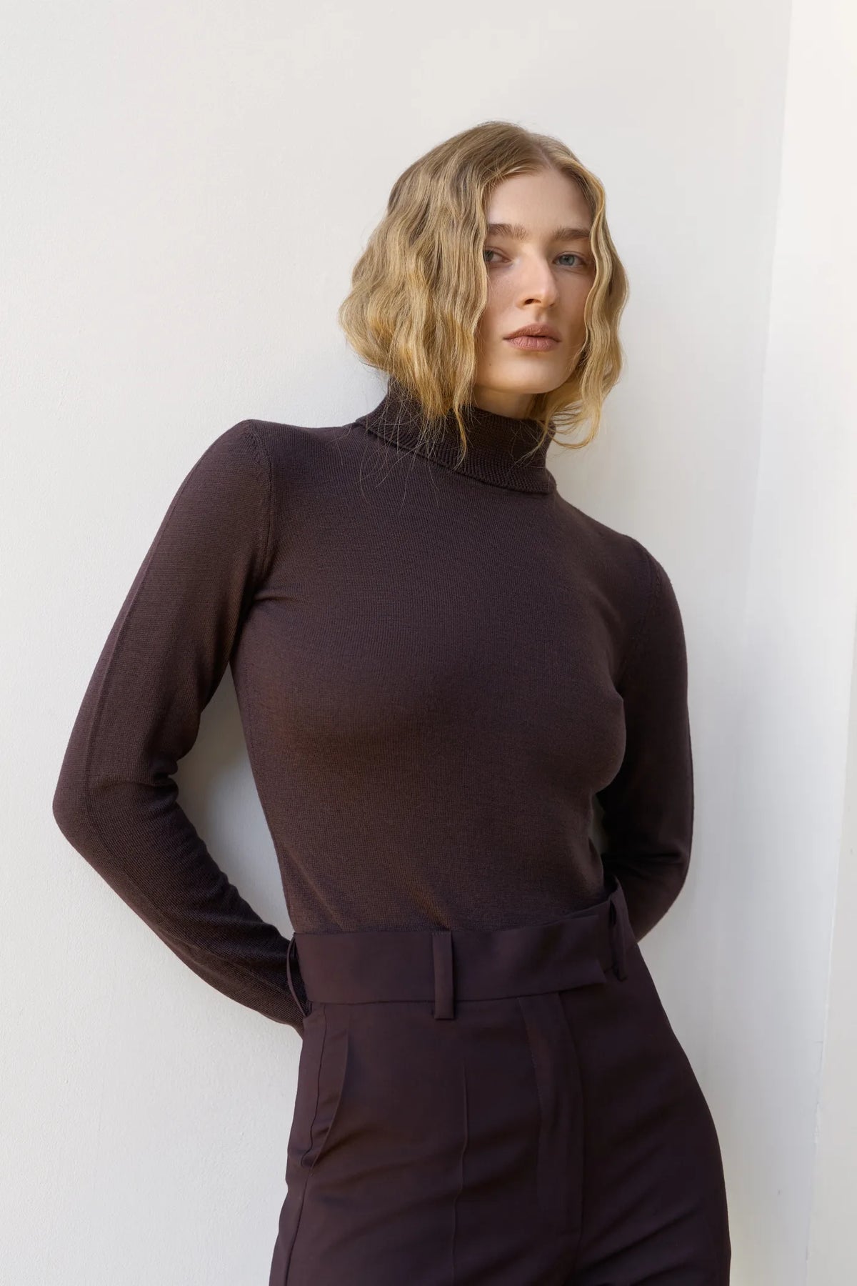 Prunelle sweater with a neck