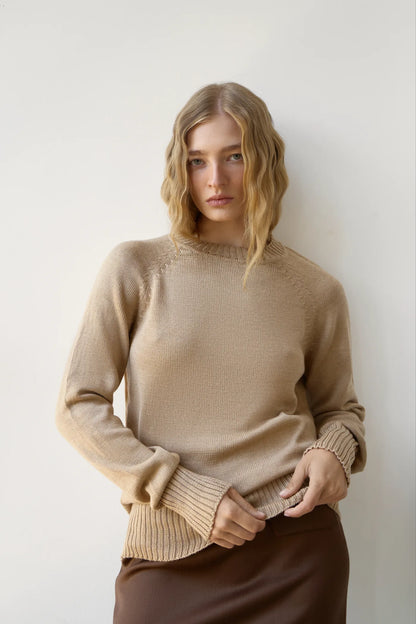 Prunelle sweater with a neck
